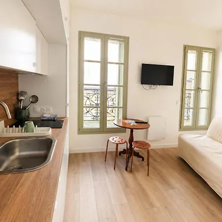 Three Keys Between Cathedral And Halles Apartment Beziers