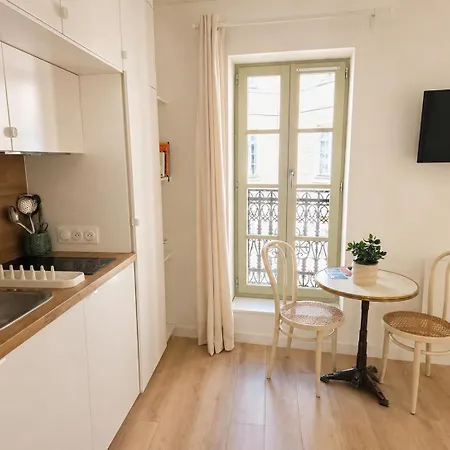 Apartment Three Keys Between Cathedral And Halles Beziers